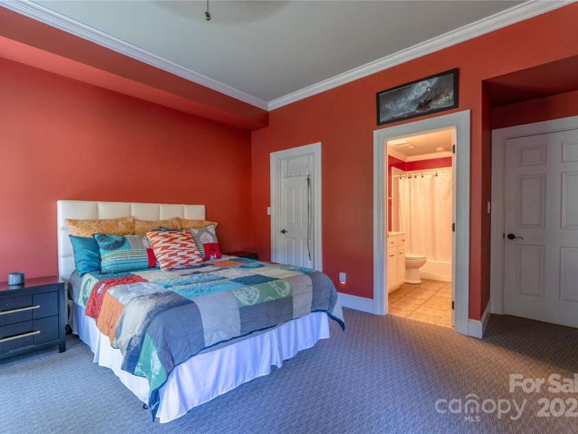 19002 Meta Road, Cornelius, NC 28031.  MLS# CAR4278049, YatesRealty ID 2917. 