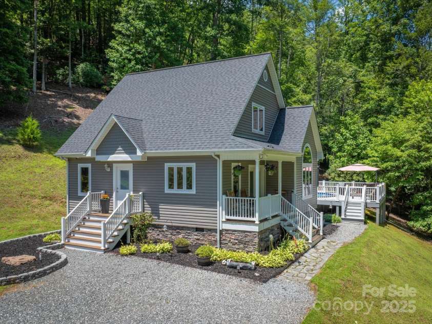 7376 NC 181 Highway, Morganton, NC 28655.  MLS# CAR4279078, YatesRealty ID 29170. 