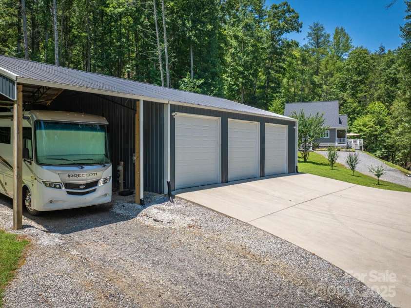 7376 NC 181 Highway, Morganton, NC 28655.  MLS# CAR4279078, YatesRealty ID 29170. 