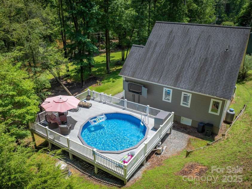 7376 NC 181 Highway, Morganton, NC 28655.  MLS# CAR4279078, YatesRealty ID 29170. 