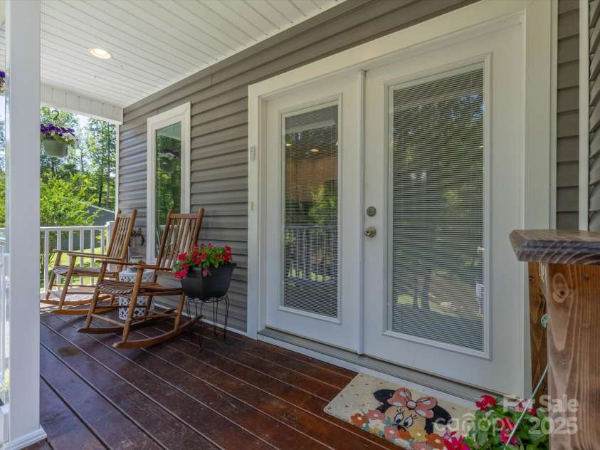 7376 NC 181 Highway, Morganton, NC 28655.  MLS# CAR4279078, YatesRealty ID 29170. 
