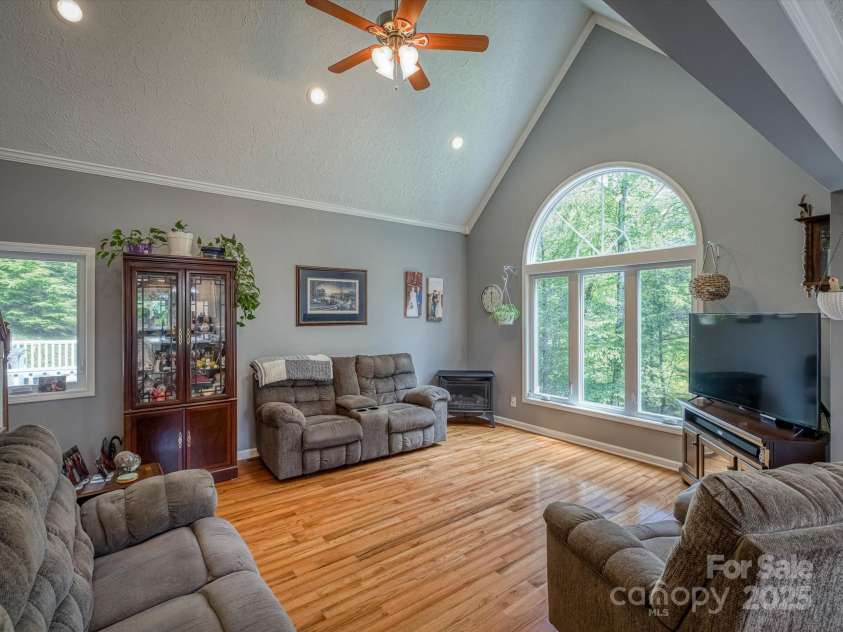 7376 NC 181 Highway, Morganton, NC 28655.  MLS# CAR4279078, YatesRealty ID 29170. 