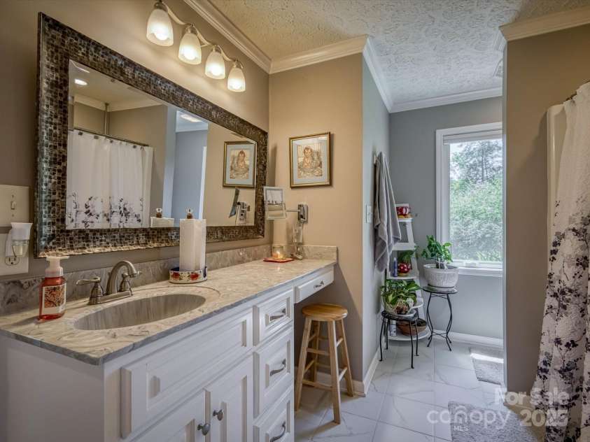 7376 NC 181 Highway, Morganton, NC 28655.  MLS# CAR4279078, YatesRealty ID 29170. 