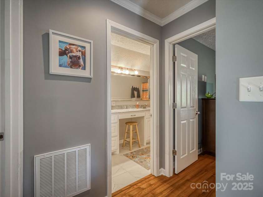 7376 NC 181 Highway, Morganton, NC 28655.  MLS# CAR4279078, YatesRealty ID 29170. 