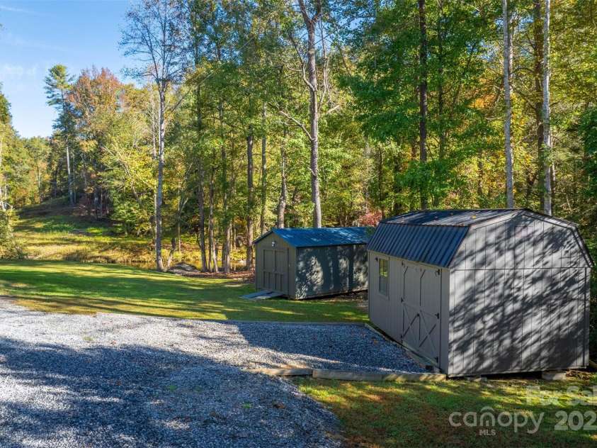 7376 NC 181 Highway, Morganton, NC 28655.  MLS# CAR4332770, YatesRealty ID 29170. 