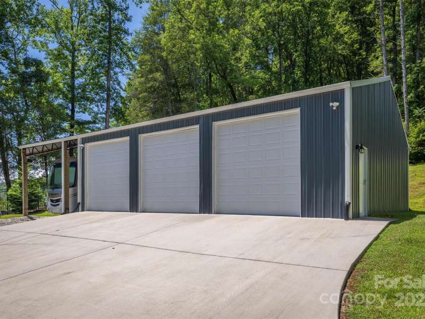 7376 NC 181 Highway, Morganton, NC 28655.  MLS# CAR4332770, YatesRealty ID 29170. 