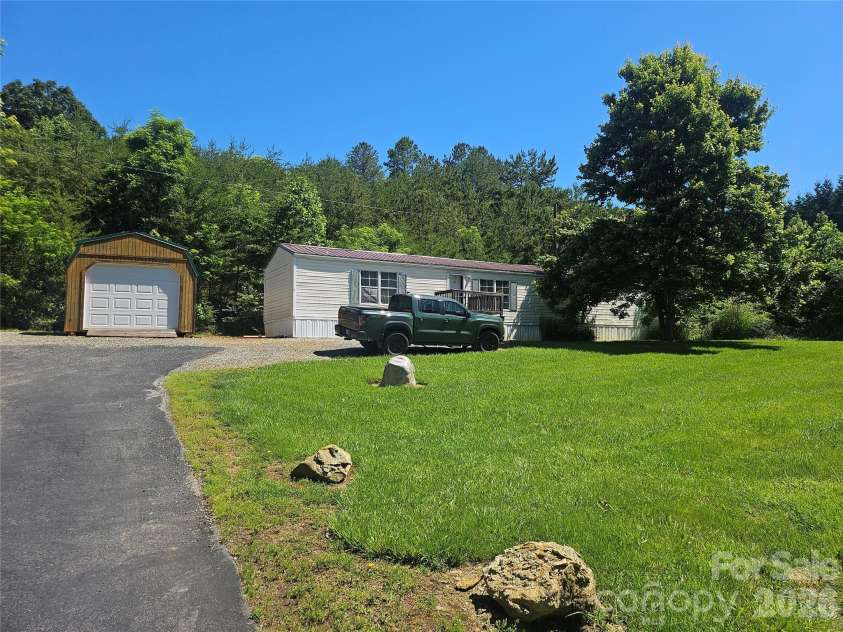 8 Mountain View Road, Weaverville, NC 28787.  MLS# CAR4390220, YatesRealty ID 29170. 