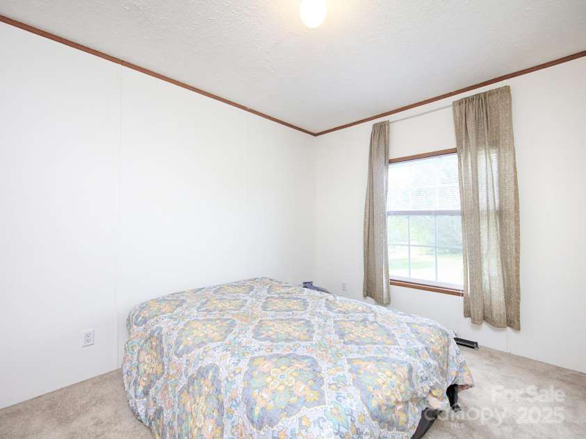1858 Cody Court, Newton, NC 28658.  MLS# CAR4283160, YatesRealty ID 29171. 