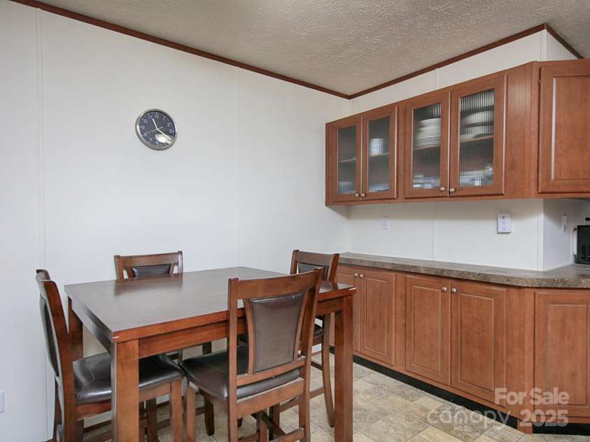 1858 Cody Court, Newton, NC 28658.  MLS# CAR4283160, YatesRealty ID 29171. Plenty of extra counter space