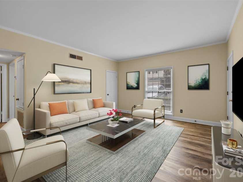 5925 Quail Hollow Road, Charlotte, NC 28210.  MLS# CAR4387065, YatesRealty ID 29171. Virtually staged