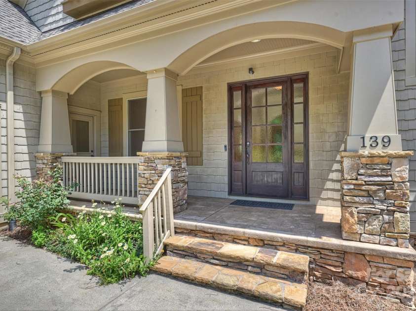 139 Callicutt Trail, Mooresville, NC 28117.  MLS# CAR4281844, YatesRealty ID 29172. Covered Front Porch