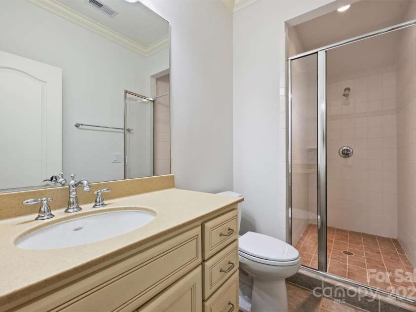 139 Callicutt Trail, Mooresville, NC 28117.  MLS# CAR4281844, YatesRealty ID 29172. En-Suite Bedroom #4