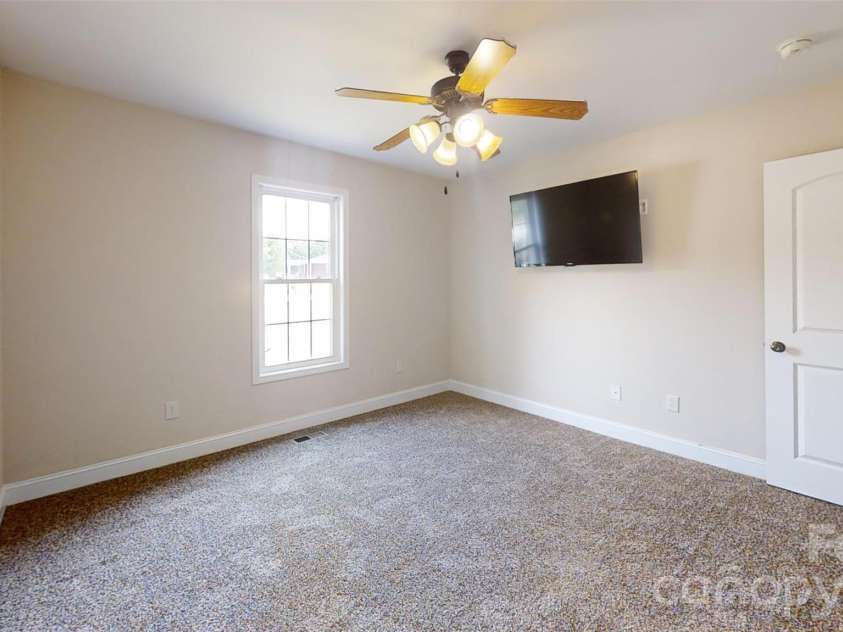 4240 Hunter Rhyne Road, Lincolnton, NC 28092.  MLS# CAR4387521, YatesRealty ID 29172. 