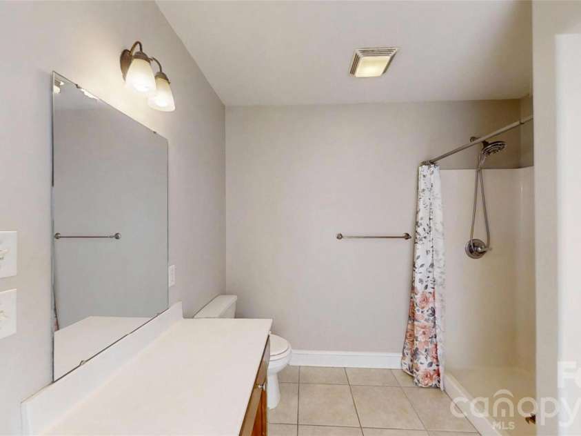 4240 Hunter Rhyne Road, Lincolnton, NC 28092.  MLS# CAR4387521, YatesRealty ID 29172. 