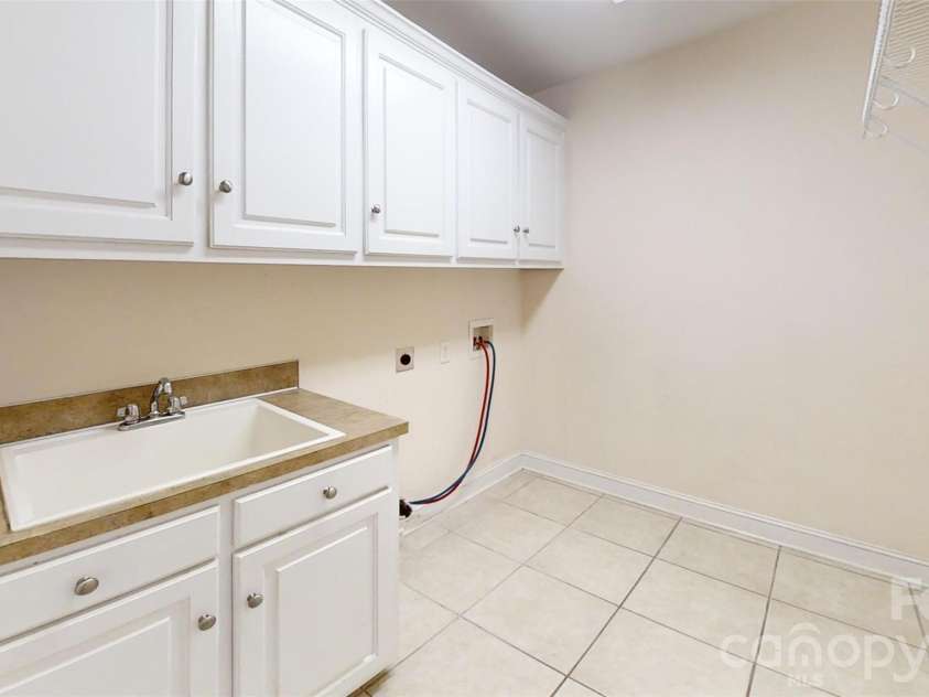 4240 Hunter Rhyne Road, Lincolnton, NC 28092.  MLS# CAR4387521, YatesRealty ID 29172. 