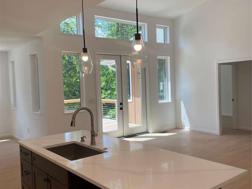 654 Hollybrook Drive, Flat Rock, NC 28731.  MLS# CAR4167426, YatesRealty ID 29173. 