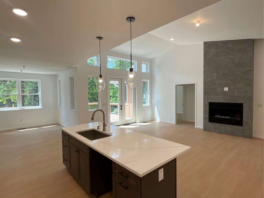 654 Hollybrook Drive, Flat Rock, NC 28731.  MLS# CAR4167426, YatesRealty ID 29173. 