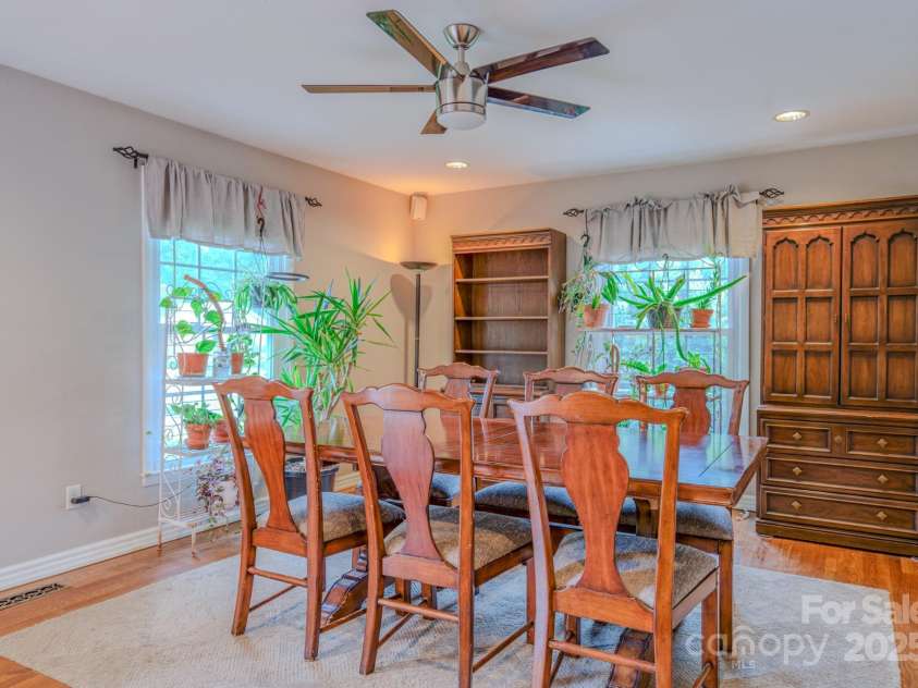 110 Bent Creek Ranch Road, Asheville, NC 28806.  MLS# CAR4256166, YatesRealty ID 29175. 