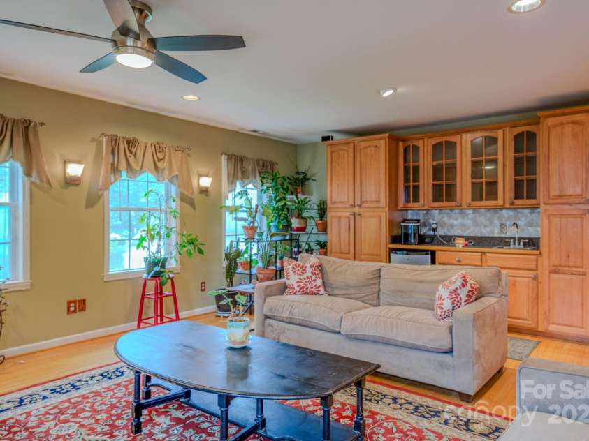 110 Bent Creek Ranch Road, Asheville, NC 28806.  MLS# CAR4256166, YatesRealty ID 29175. 