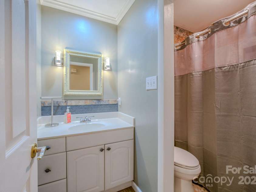 110 Bent Creek Ranch Road, Asheville, NC 28806.  MLS# CAR4256166, YatesRealty ID 29175. 