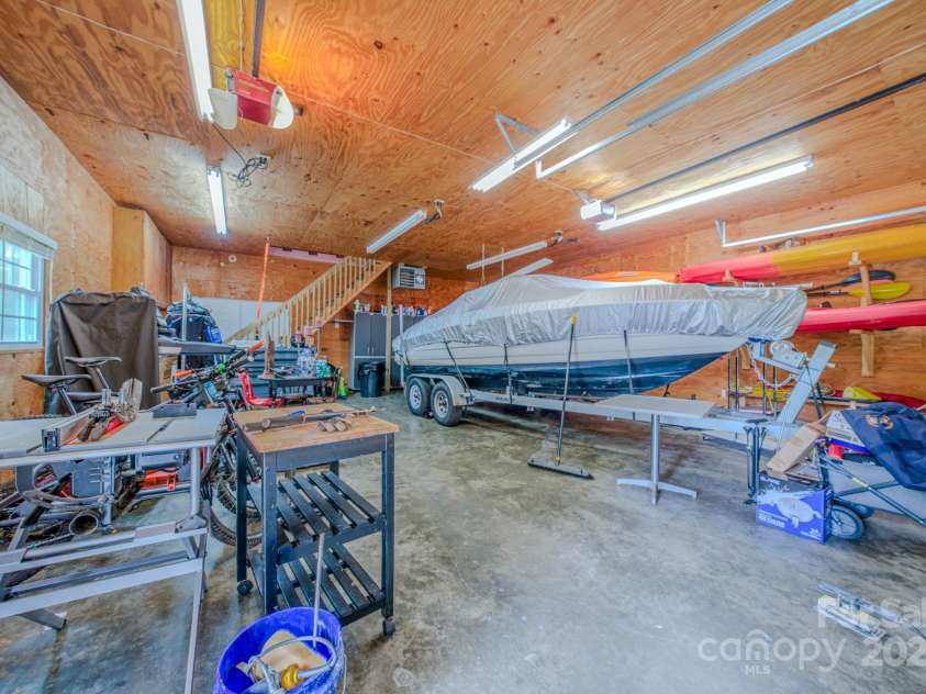 110 Bent Creek Ranch Road, Asheville, NC 28806.  MLS# CAR4256166, YatesRealty ID 29175. 