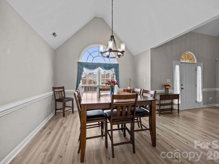 1451 Pine Needle Lane, Mooresville, NC 28115.  MLS# CAR4335723, YatesRealty ID 29175. 
