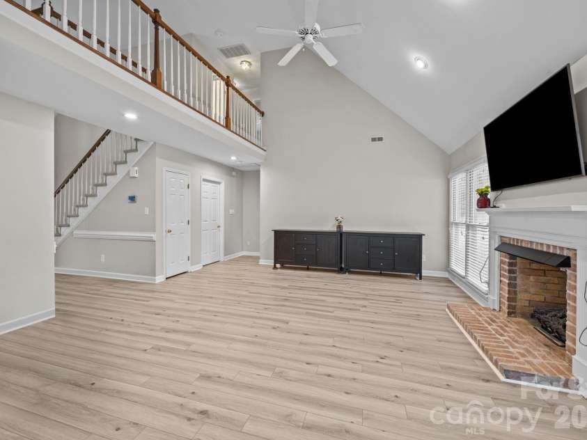 1451 Pine Needle Lane, Mooresville, NC 28115.  MLS# CAR4335723, YatesRealty ID 29175. 