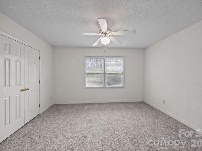 1451 Pine Needle Lane, Mooresville, NC 28115.  MLS# CAR4335723, YatesRealty ID 29175. 