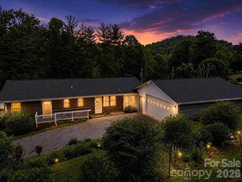 22 Webb Hill Road, Leicester, NC 28748.  MLS# CAR4386790, YatesRealty ID 29176. 