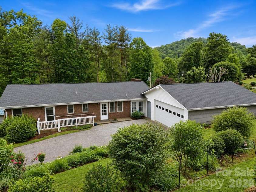 22 Webb Hill Road, Leicester, NC 28748.  MLS# CAR4386790, YatesRealty ID 29176. 
