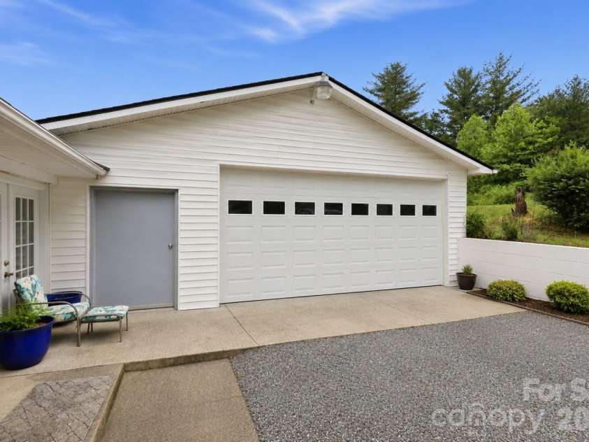 22 Webb Hill Road, Leicester, NC 28748.  MLS# CAR4386790, YatesRealty ID 29176. 