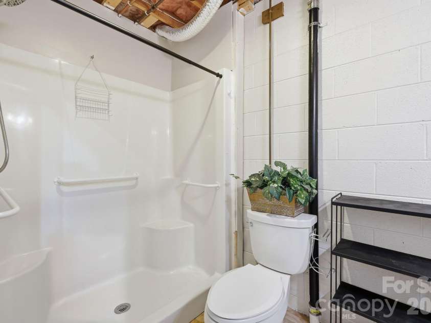 22 Webb Hill Road, Leicester, NC 28748.  MLS# CAR4386790, YatesRealty ID 29176. Basement full bath