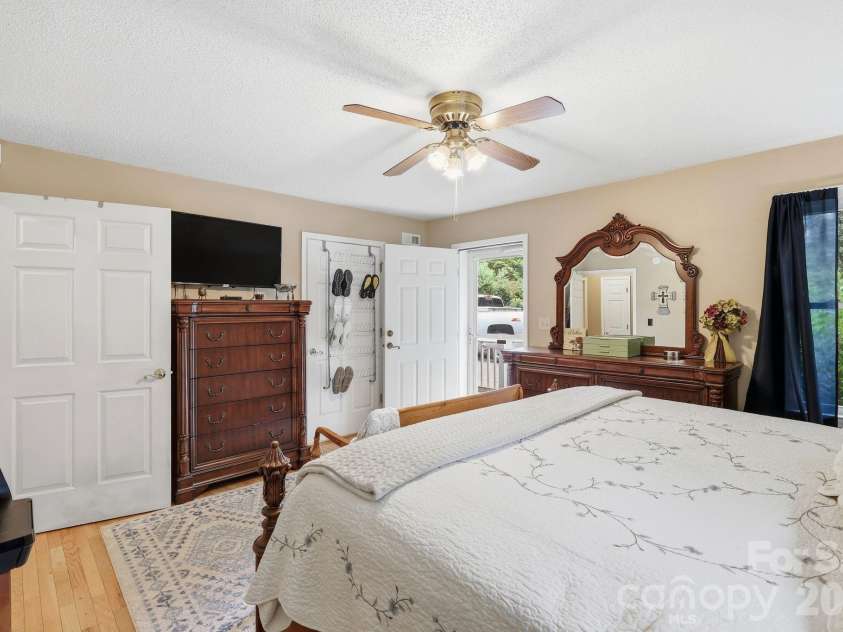 22 Webb Hill Road, Leicester, NC 28748.  MLS# CAR4386790, YatesRealty ID 29176. Primary bedroom