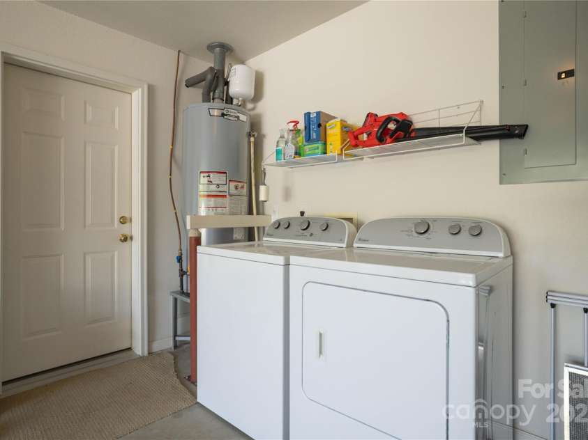 416 Catawba Street, Morganton, NC 28655.  MLS# CAR4275392, YatesRealty ID 29176. 