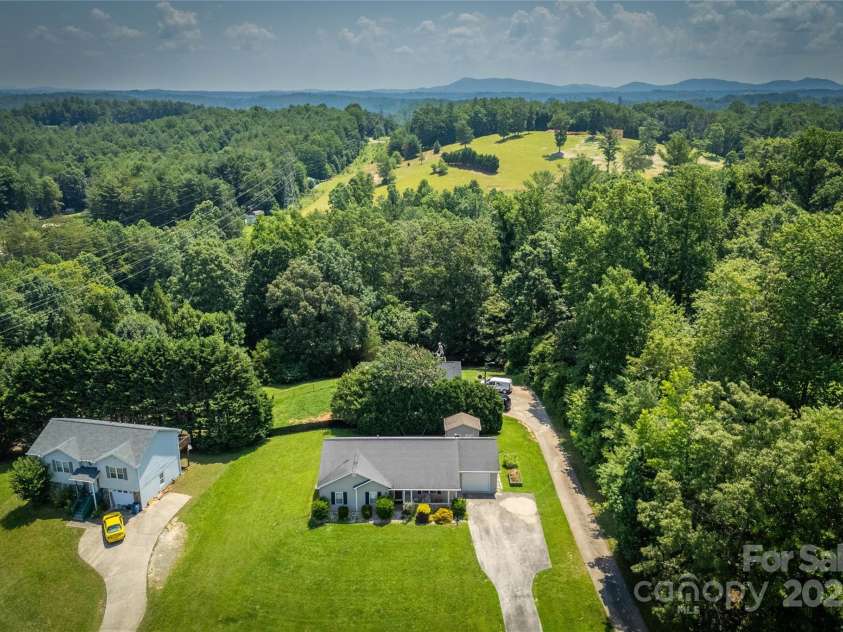 416 Catawba Street, Morganton, NC 28655.  MLS# CAR4275392, YatesRealty ID 29176. 