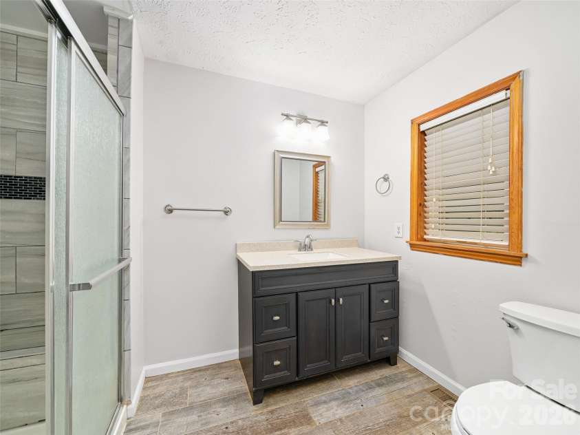 79 Sean Drive, Spruce Pine, NC 28777.  MLS# CAR4389588, YatesRealty ID 29177. 