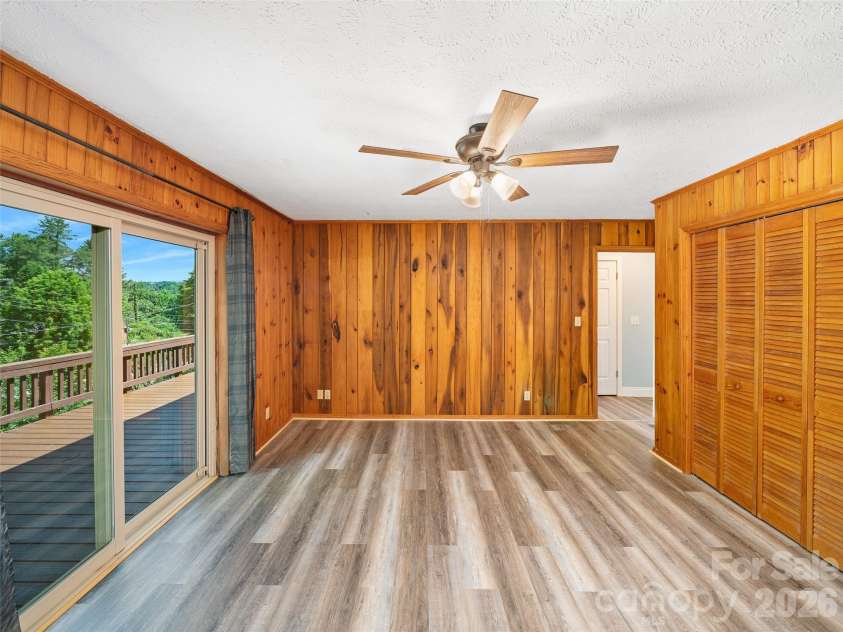 79 Sean Drive, Spruce Pine, NC 28777.  MLS# CAR4389588, YatesRealty ID 29177. 