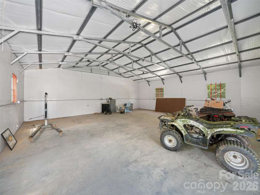 79 Sean Drive, Spruce Pine, NC 28777.  MLS# CAR4389588, YatesRealty ID 29177. 