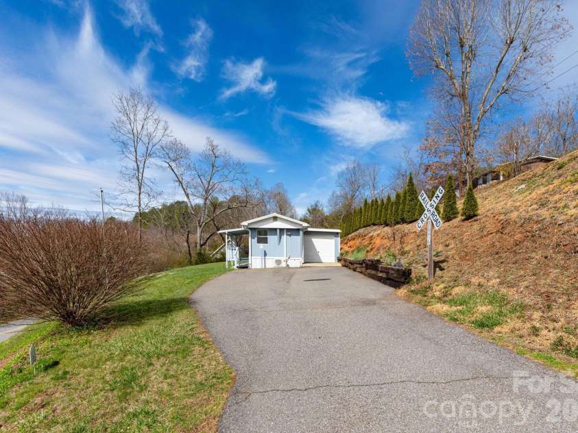 20 Ox Creek Road, Weaverville, NC 28787.  MLS# CAR4363862, YatesRealty ID 29178. 