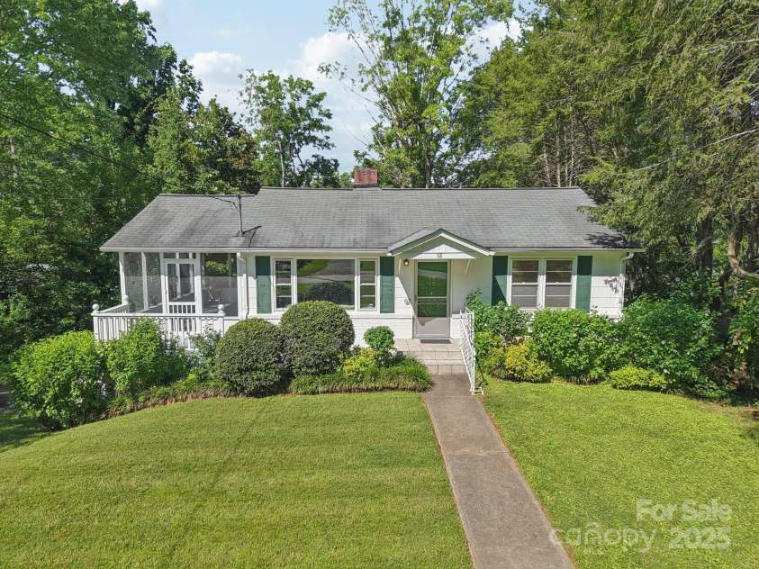 68 Mulberry Court, Arden, NC 28704.  MLS# CAR4283764, YatesRealty ID 29178. 68 Mulberry Court, Asheville, Royal Pines