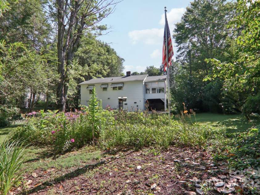 68 Mulberry Court, Arden, NC 28704.  MLS# CAR4283764, YatesRealty ID 29178. 