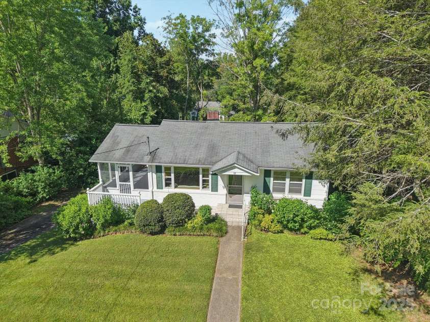 68 Mulberry Court, Arden, NC 28704.  MLS# CAR4283764, YatesRealty ID 29178. Don't sleep on it or you may not sleep in it!