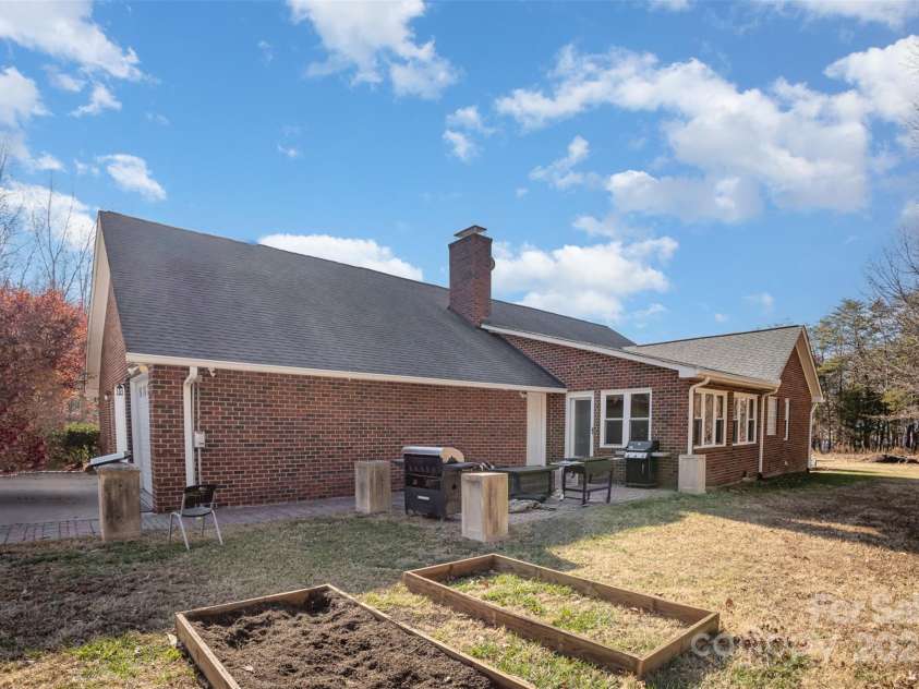 280 Black Beard Lane, Rockwell, NC 28138.  MLS# CAR4282659, YatesRealty ID 29179. 