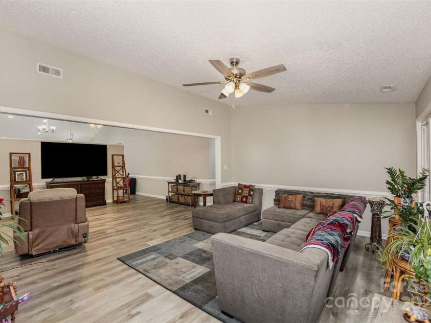 280 Black Beard Lane, Rockwell, NC 28138.  MLS# CAR4282659, YatesRealty ID 29179. 