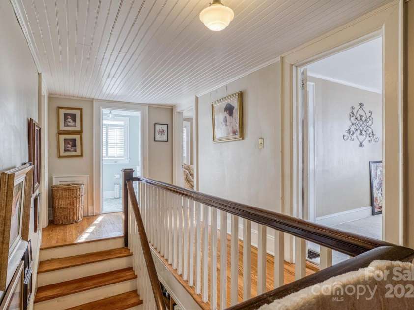 208 College Street, Morganton, NC 28655.  MLS# CAR4201598, YatesRealty ID 2918. 