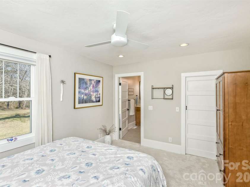 522 Calvert Road, Brevard, NC 28712.  MLS# CAR4381779, YatesRealty ID 2918. Leads to an ensuite bath.
