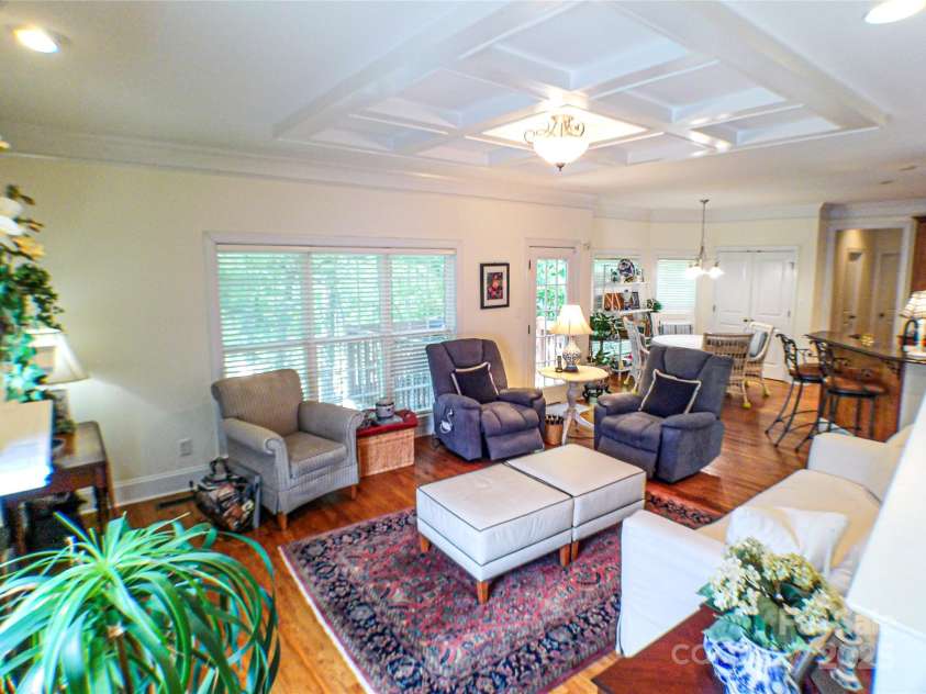 355 Sardis Alt Road, Charlotte, NC 28270.  MLS# CAR4277482, YatesRealty ID 29180. 