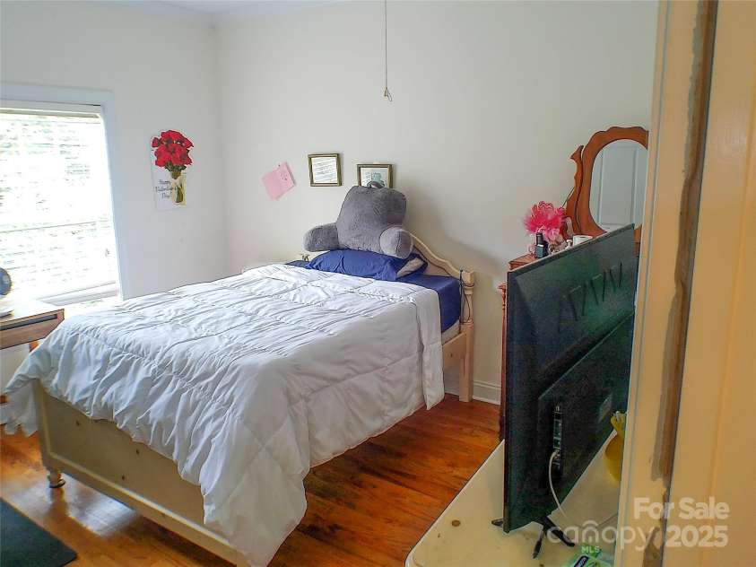 355 Sardis Alt Road, Charlotte, NC 28270.  MLS# CAR4277482, YatesRealty ID 29180. 