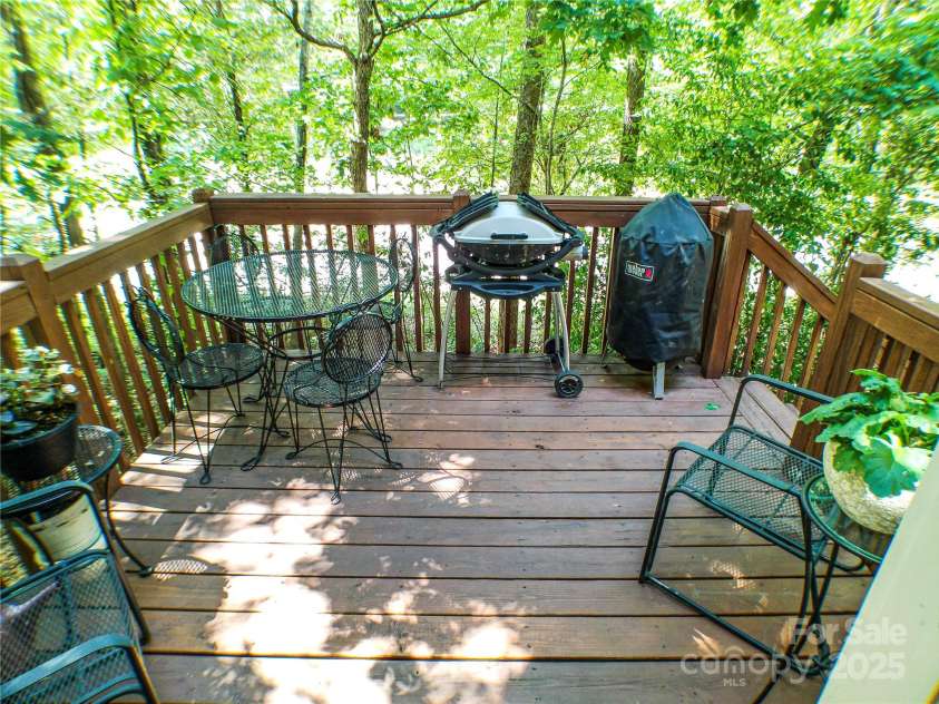 355 Sardis Alt Road, Charlotte, NC 28270.  MLS# CAR4277482, YatesRealty ID 29180. 