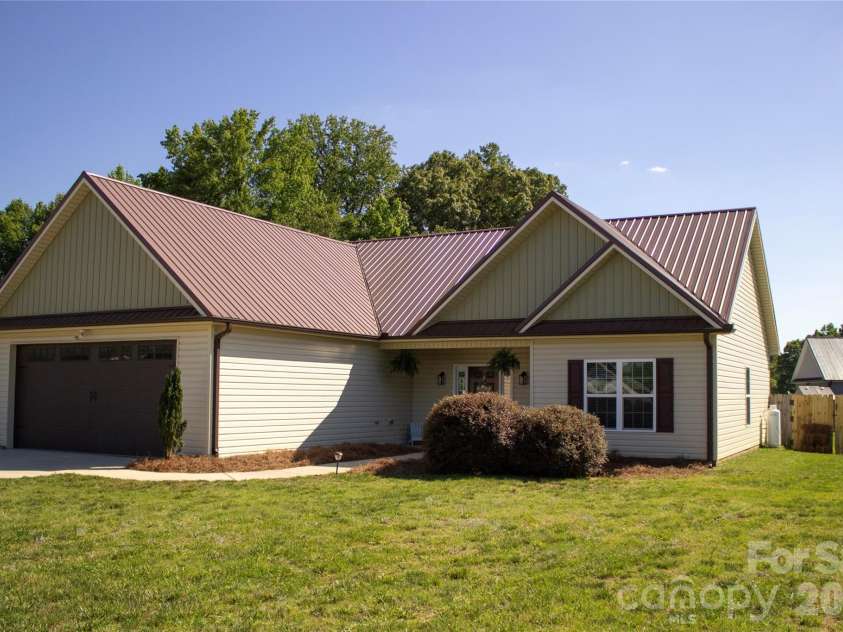 1906 Tall Pines Road, Lexington, NC 27295.  MLS# CAR4389442, YatesRealty ID 29181. 